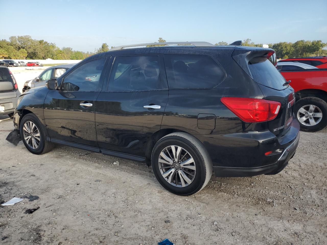 Lot #2974228358 2019 NISSAN PATHFINDER