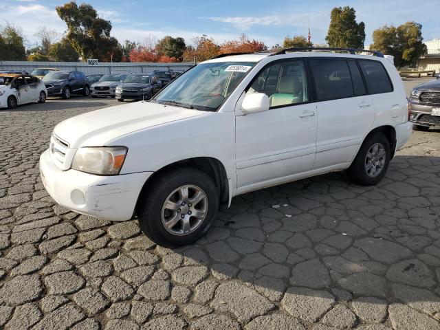 2004 TOYOTA HIGHLANDER #2989403671