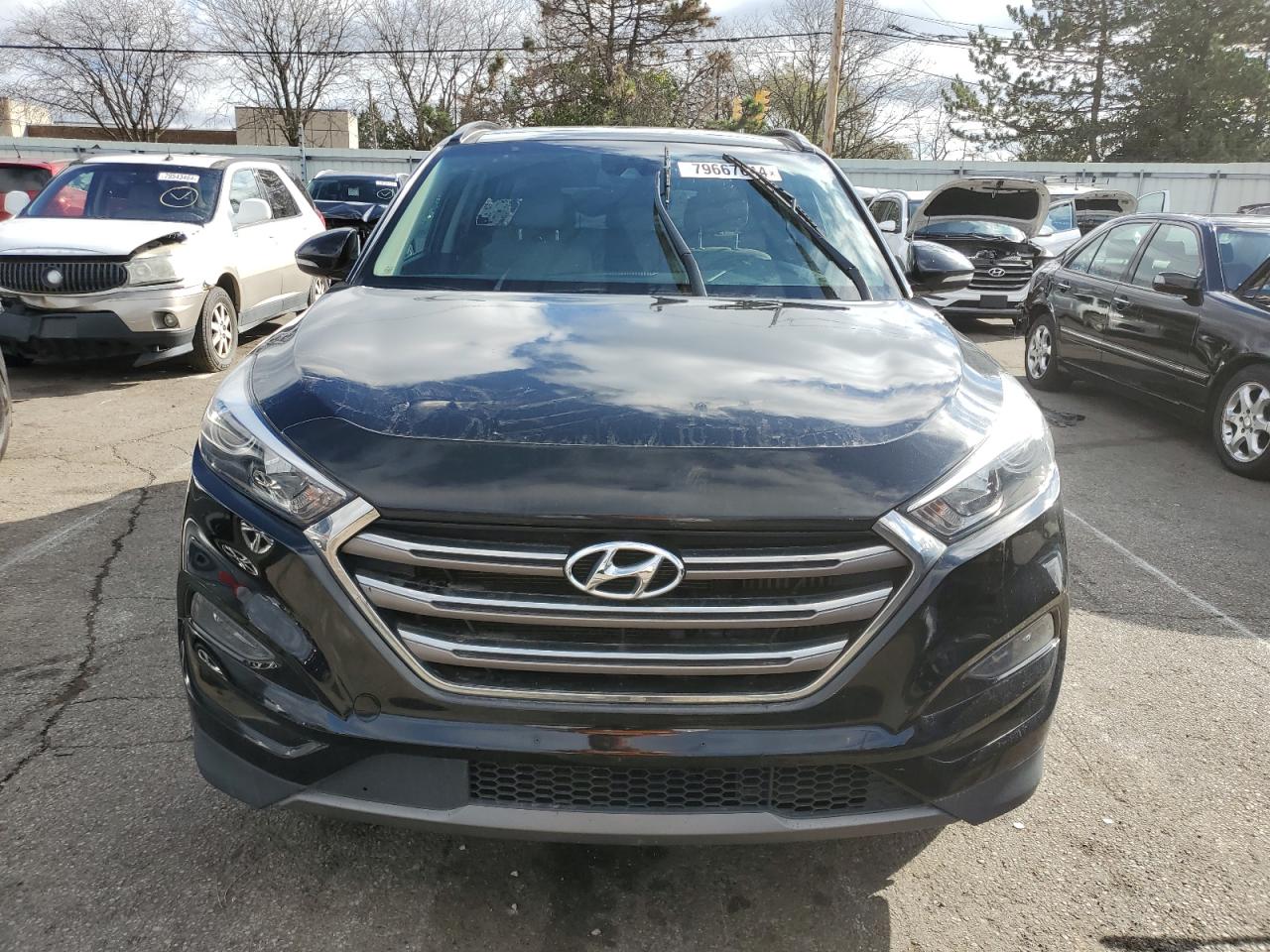 Lot #2979042633 2016 HYUNDAI TUCSON LIM