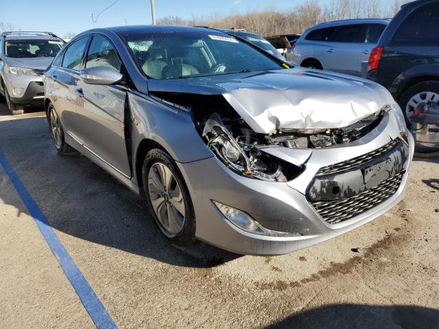 2015 HYUNDAI SONATA HYB - KMHEC4A42FA127093