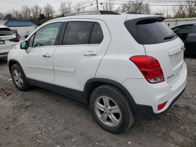 VIN KL7CJPSB5JB577563 2018 CHEVROLET TRAX no.2