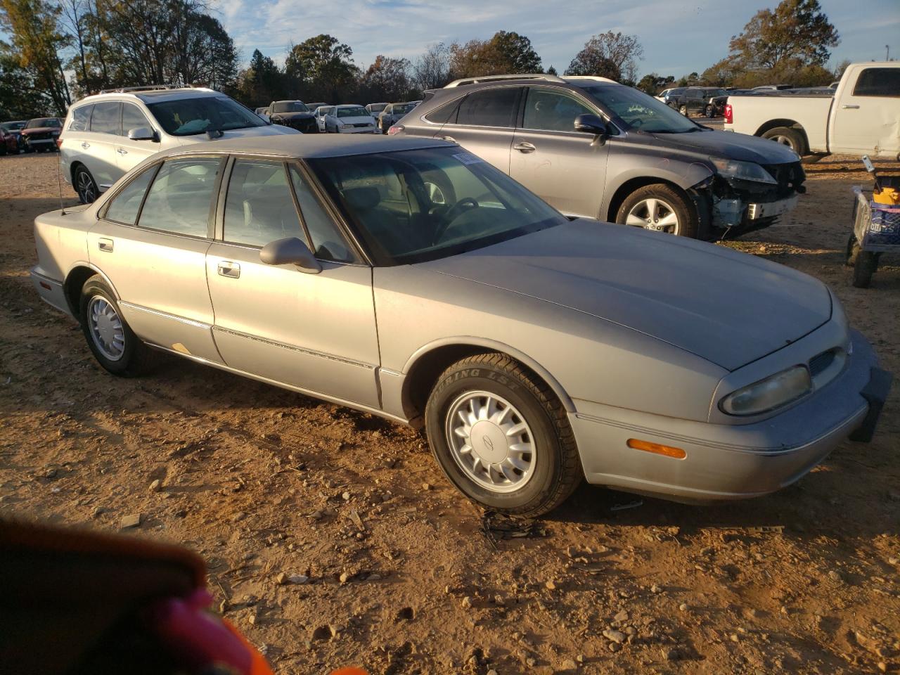 Lot #2976163499 1998 OLDSMOBILE 88 BASE