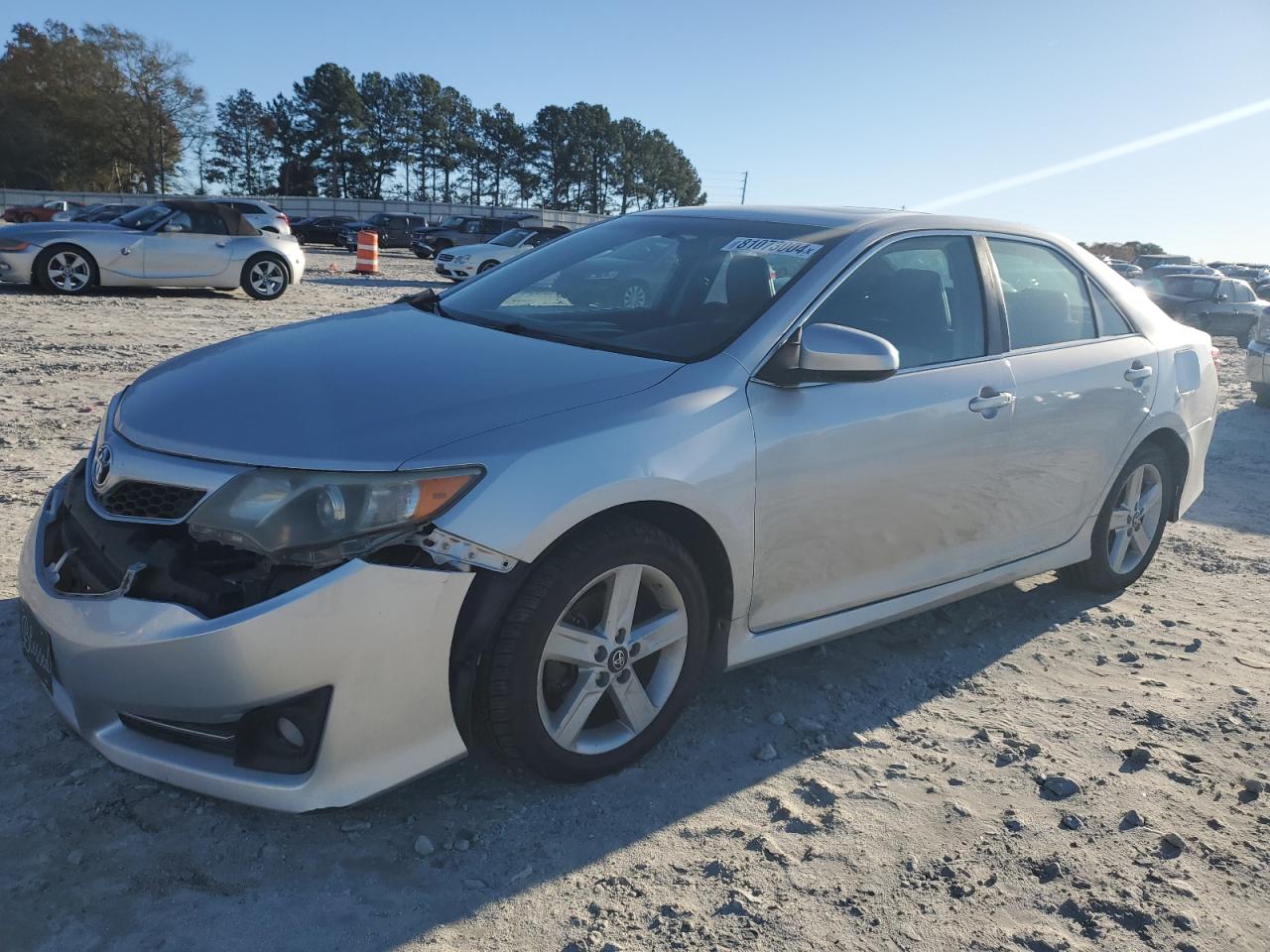 TOYOTA CAMRY BASE