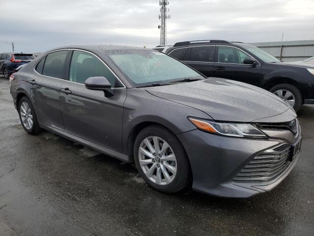 VIN 4T1B11HK6JU568440 2018 TOYOTA CAMRY no.4