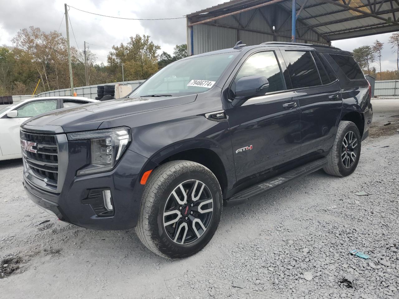 GMC YUKON AT4
