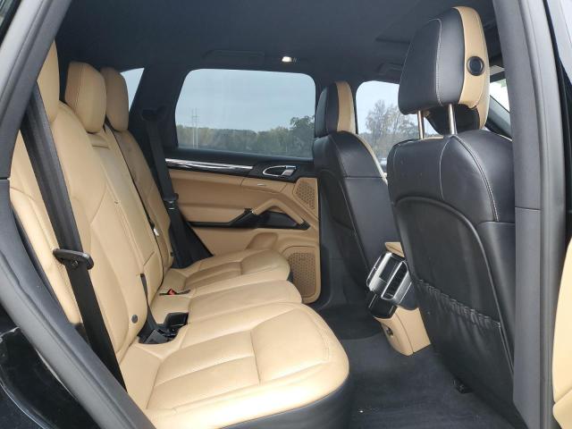 VIN WP1AA2A24GLA00880 2016 Porsche Cayenne no.11