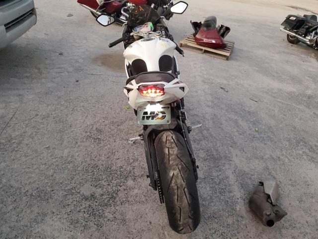 2013 TRIUMPH MOTORCYCLE DAYTONA675 SMTA02YK3DJ585843