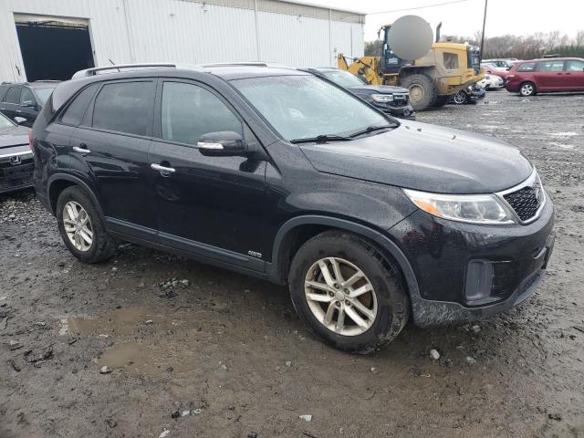 VIN 5XYKTDA79FG627088 2015 KIA SORENTO no.4