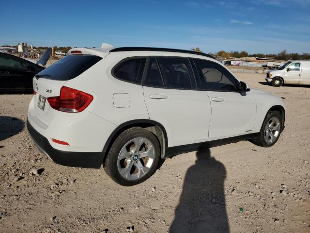 VIN WBAVM1C51EVW56495 2014 BMW X1 no.3