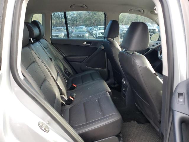 2017 VOLKSWAGEN TIGUAN S - WVGBV7AXXHK026311