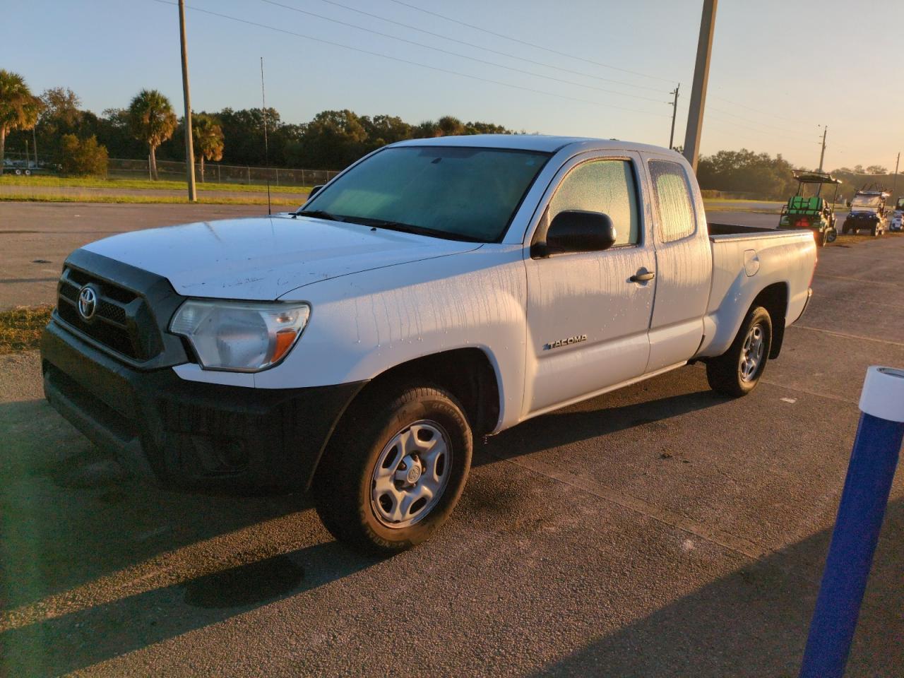  Salvage Toyota Tacoma