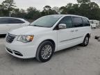 CHRYSLER TOWN & COU photo