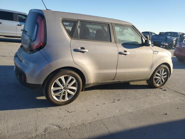 2018 KIA SOUL + - KNDJP3A52J7605612