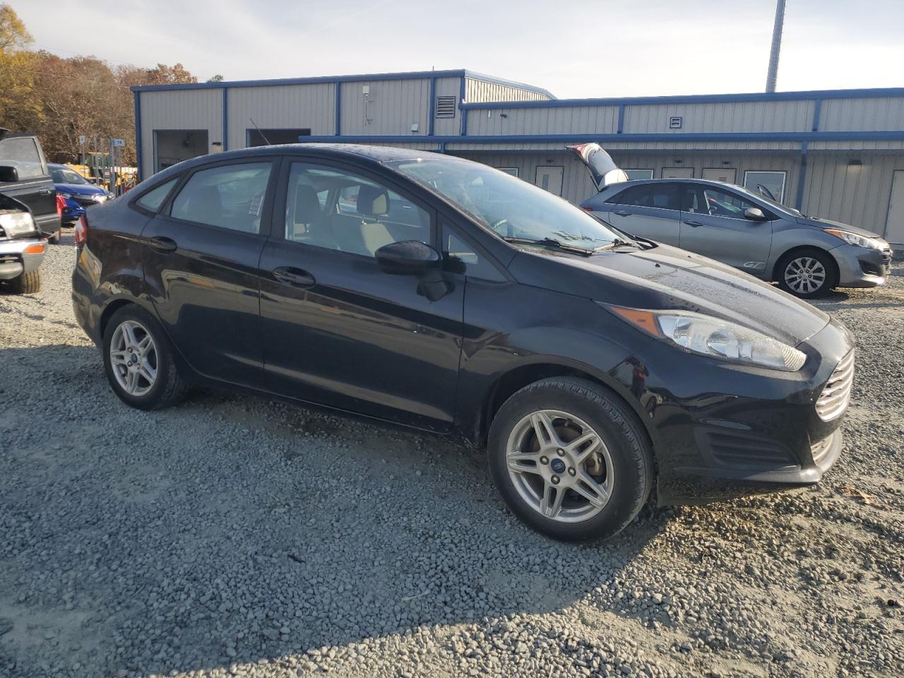 Lot #3024516348 2018 FORD FIESTA SE