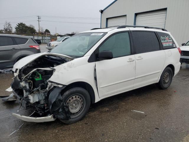 TOYOTA SIENNA CE