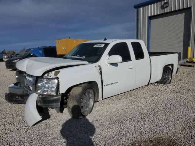 CHEVROLET SILVERADO