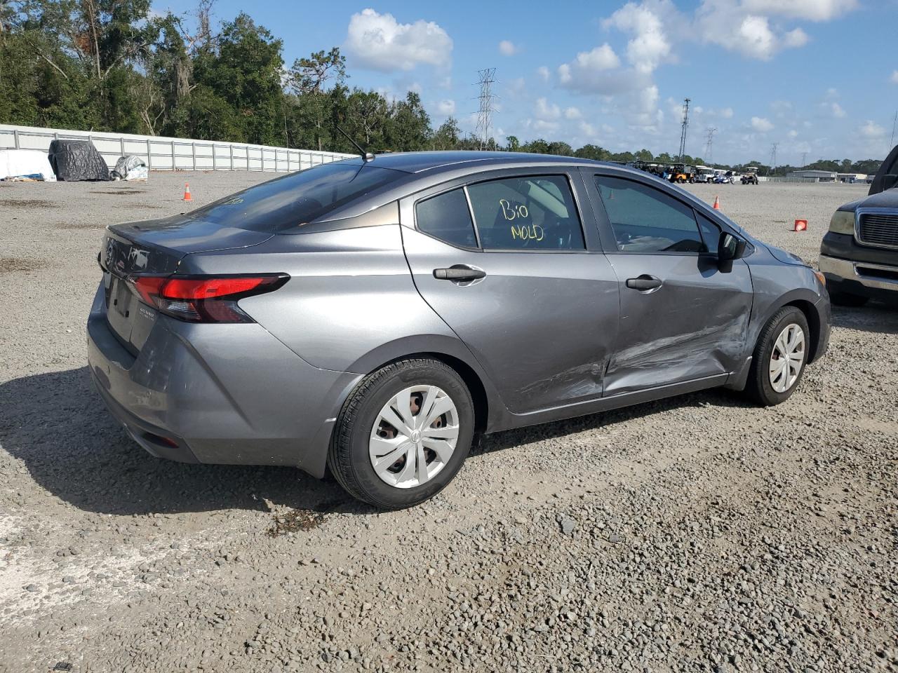 Lot #2996571545 2021 NISSAN VERSA S