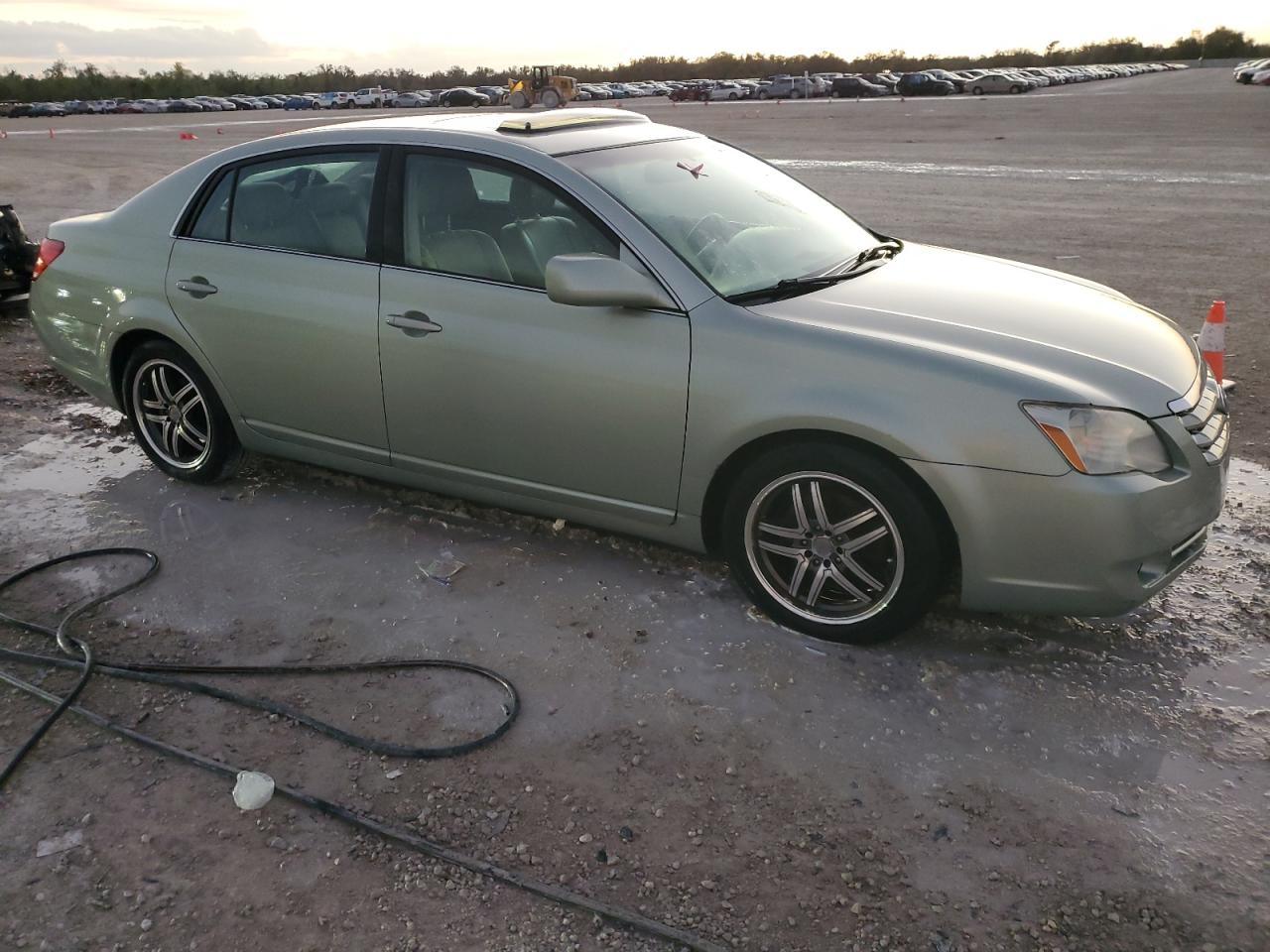 Lot #3023653020 2006 TOYOTA AVALON XL