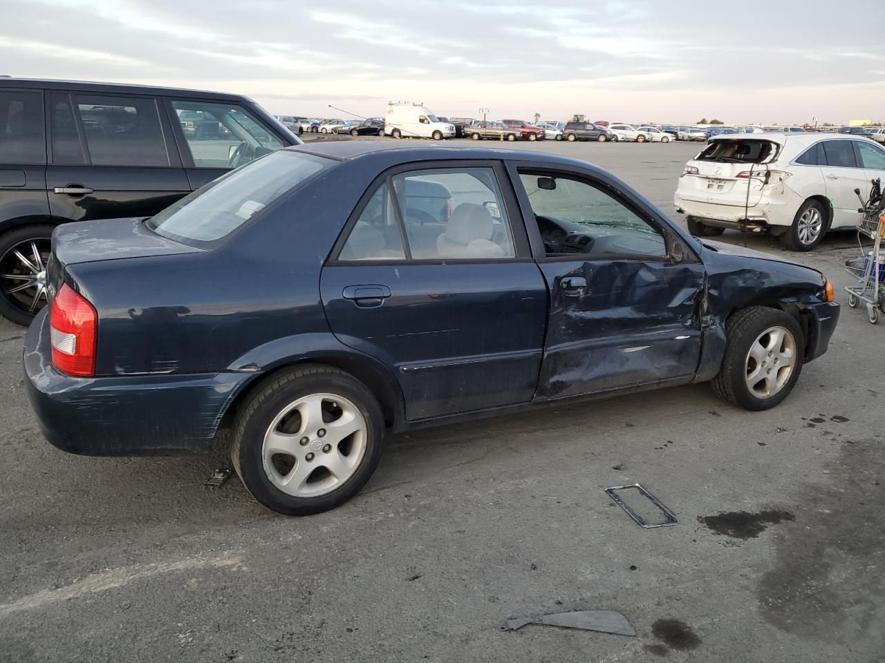 Lot #2991441862 1999 MAZDA PROTEGE ES