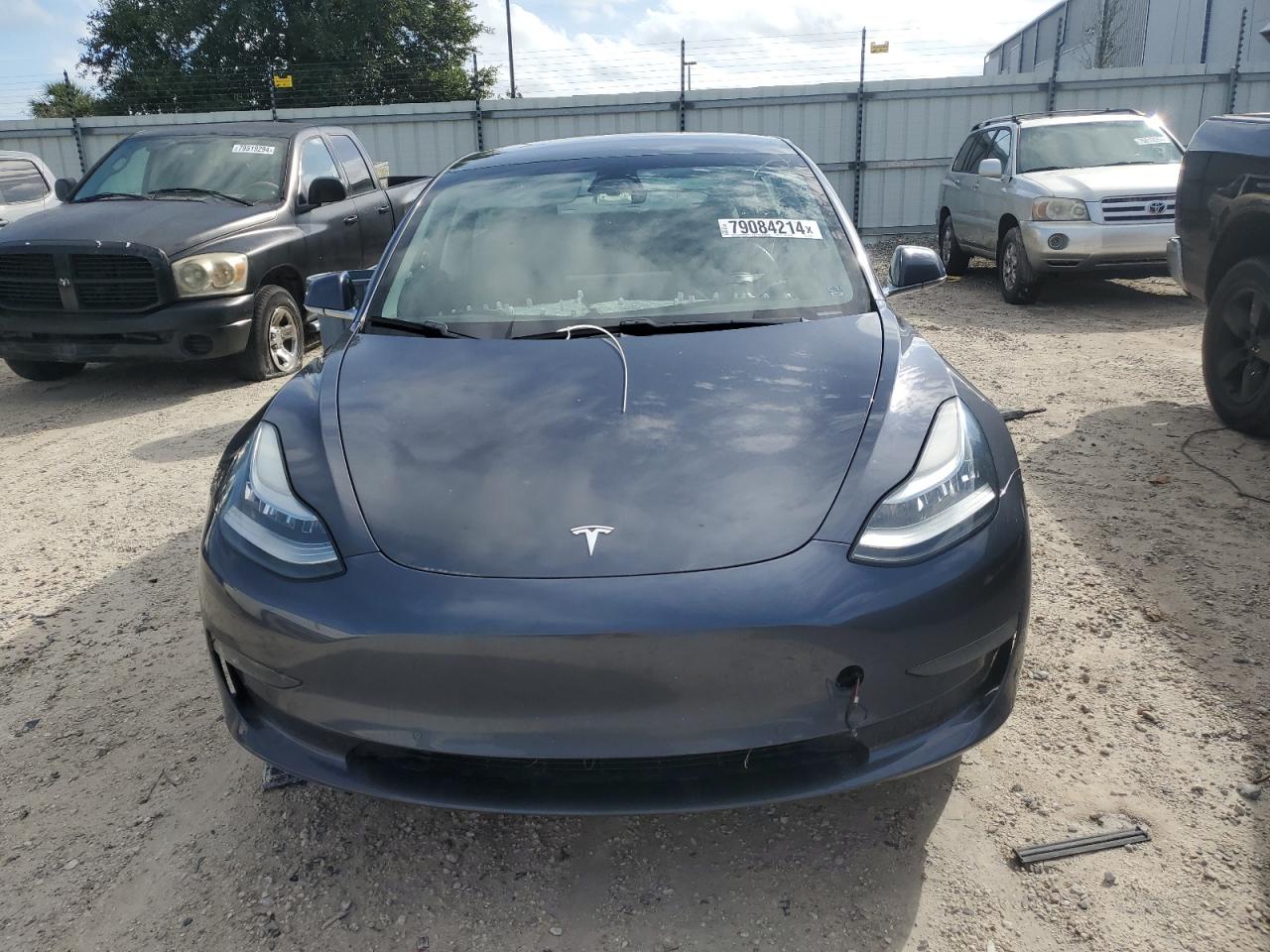 Lot #2994203435 2020 TESLA MODEL 3