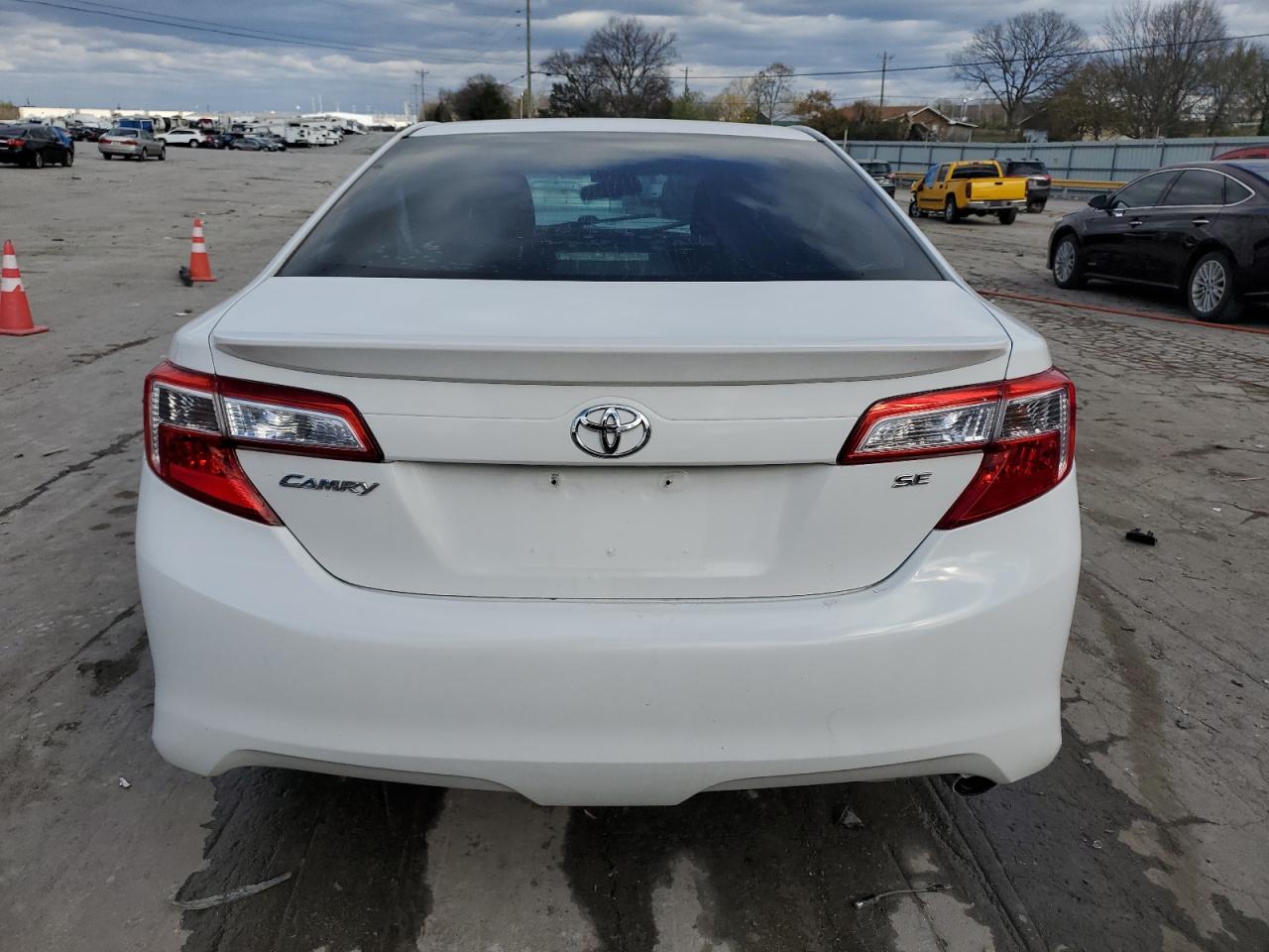 Lot #3028539952 2014 TOYOTA CAMRY