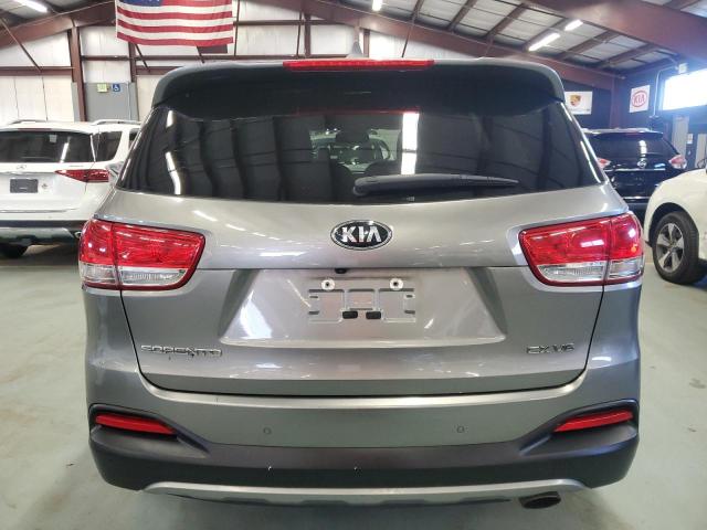 VIN 5XYPHDA50HG289878 2017 KIA Sorento, EX no.6