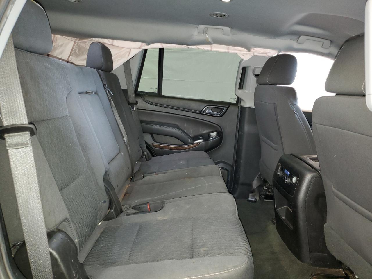 CHEVROLET TAHOE C1500 LS