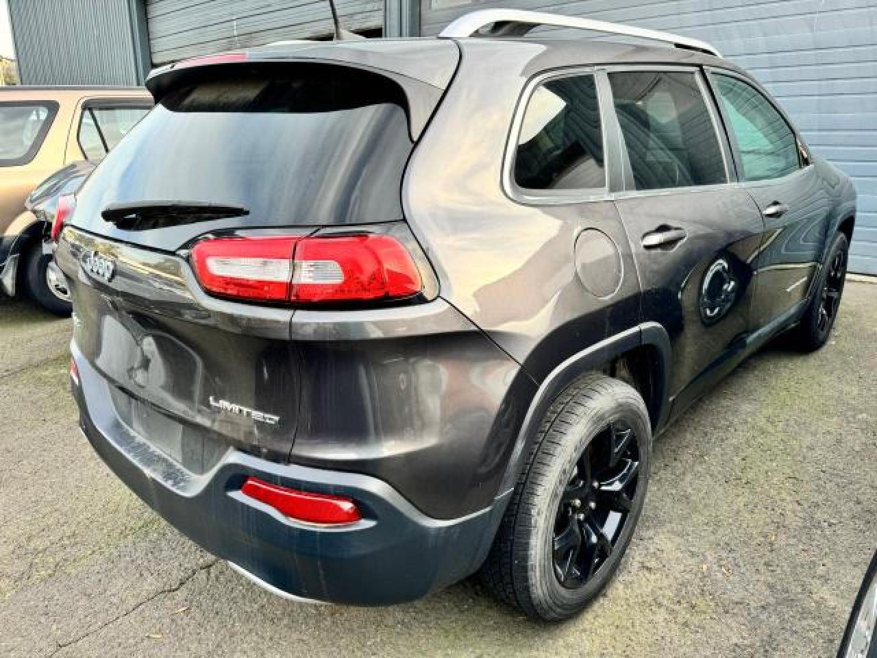 Lot #2990781305 2016 JEEP CHEROKEE L