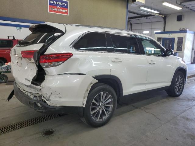 TOYOTA HIGHLANDER 2019 white  gas 5TDJZRFH8KS919840 photo #4