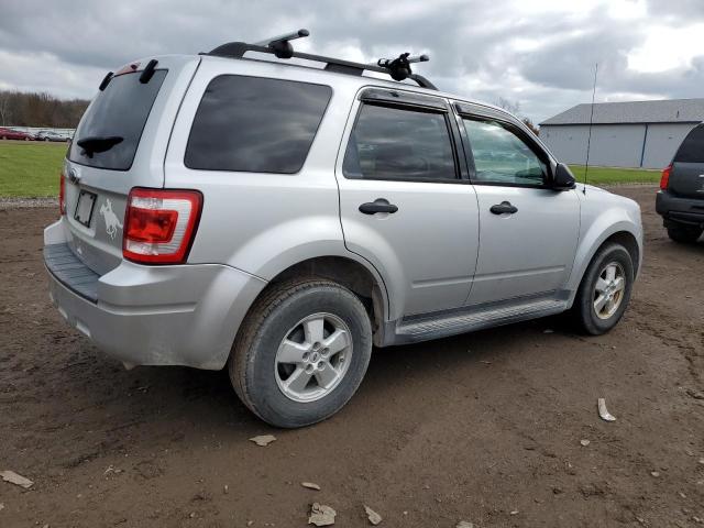 FORD ESCAPE XLT 2010 silver 4dr spor gas 1FMCU0D74AKA11626 photo #4