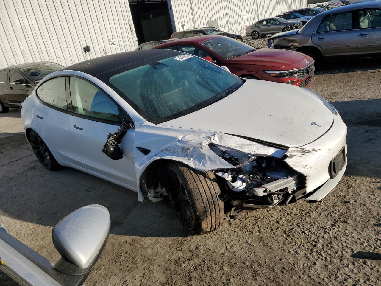 Lot #2962358017 2023 TESLA MODEL 3