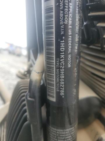 2017 HARLEY-DAVIDSON FLHRXS - 1HD1KVC29HB682786