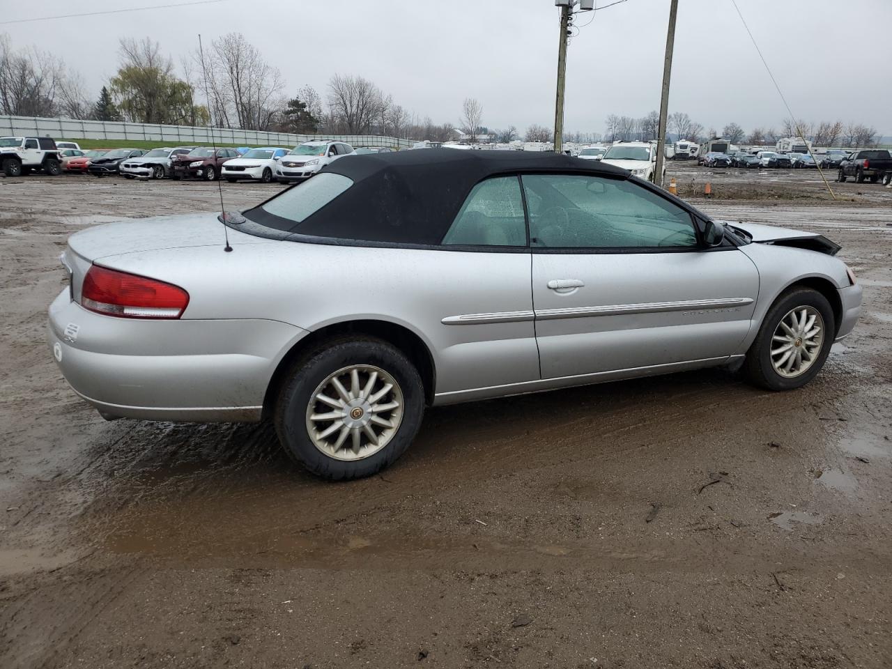 Lot #2996452380 2001 CHRYSLER SEBRING LX