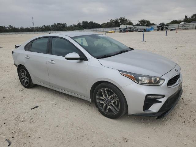 VIN 3KPF34AD8KE028732 2019 KIA FORTE no.4