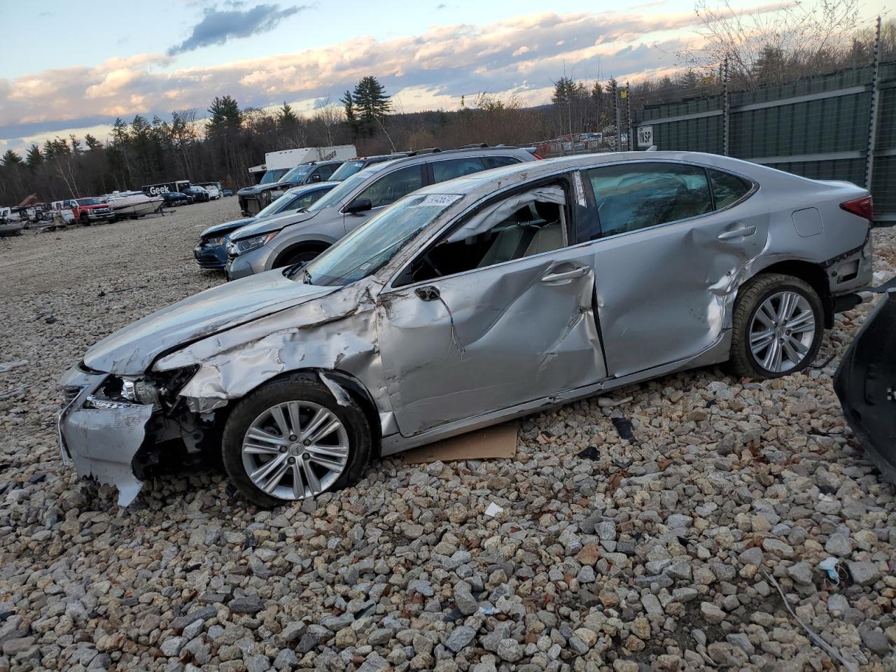 Lot #2986817333 2013 LEXUS ES 350