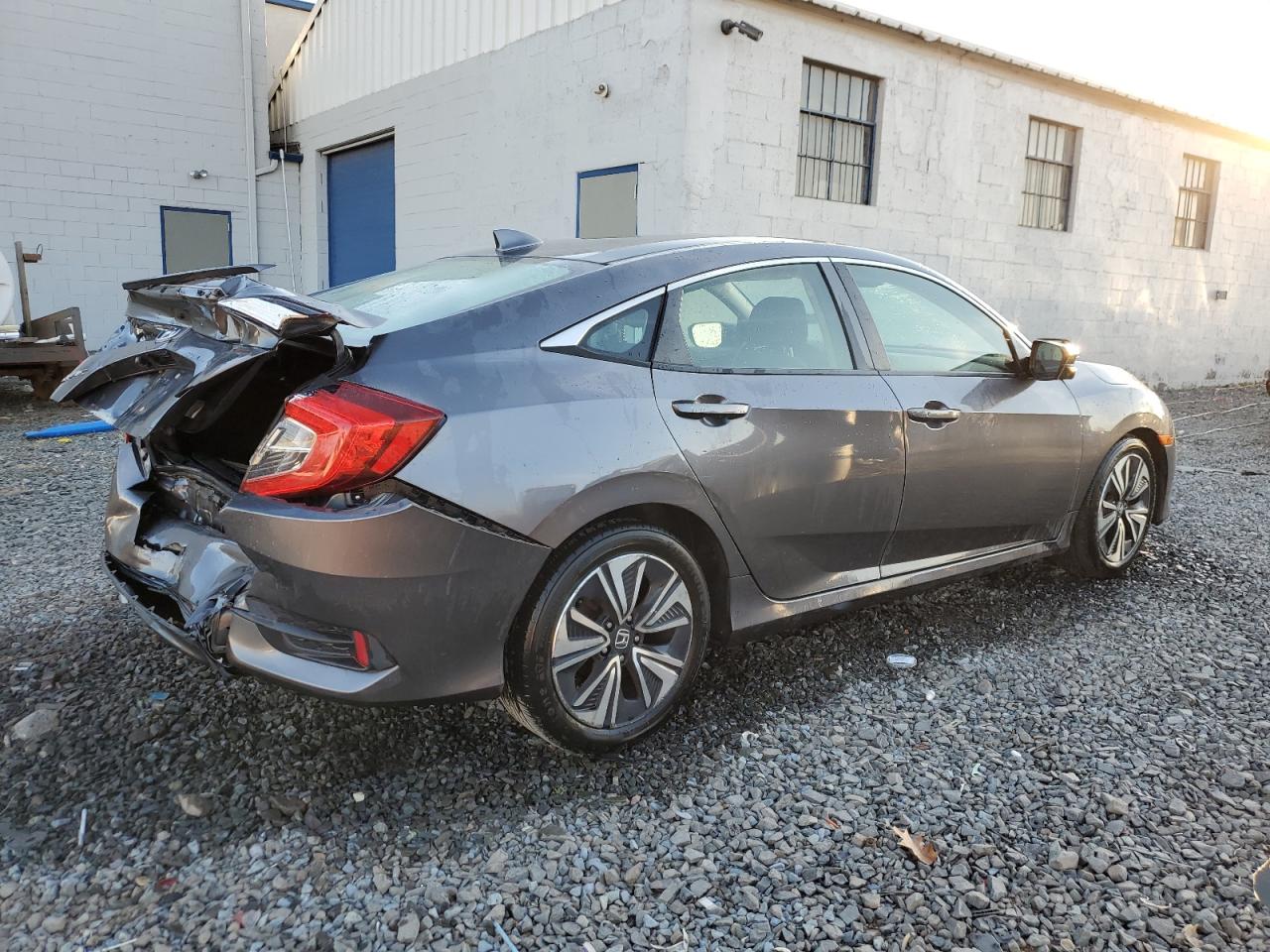 Lot #3009164296 2018 HONDA CIVIC EX