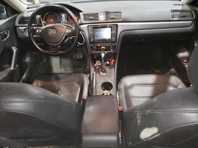 2017 VOLKSWAGEN PASSAT R-L - 1VWDT7A33HC069959