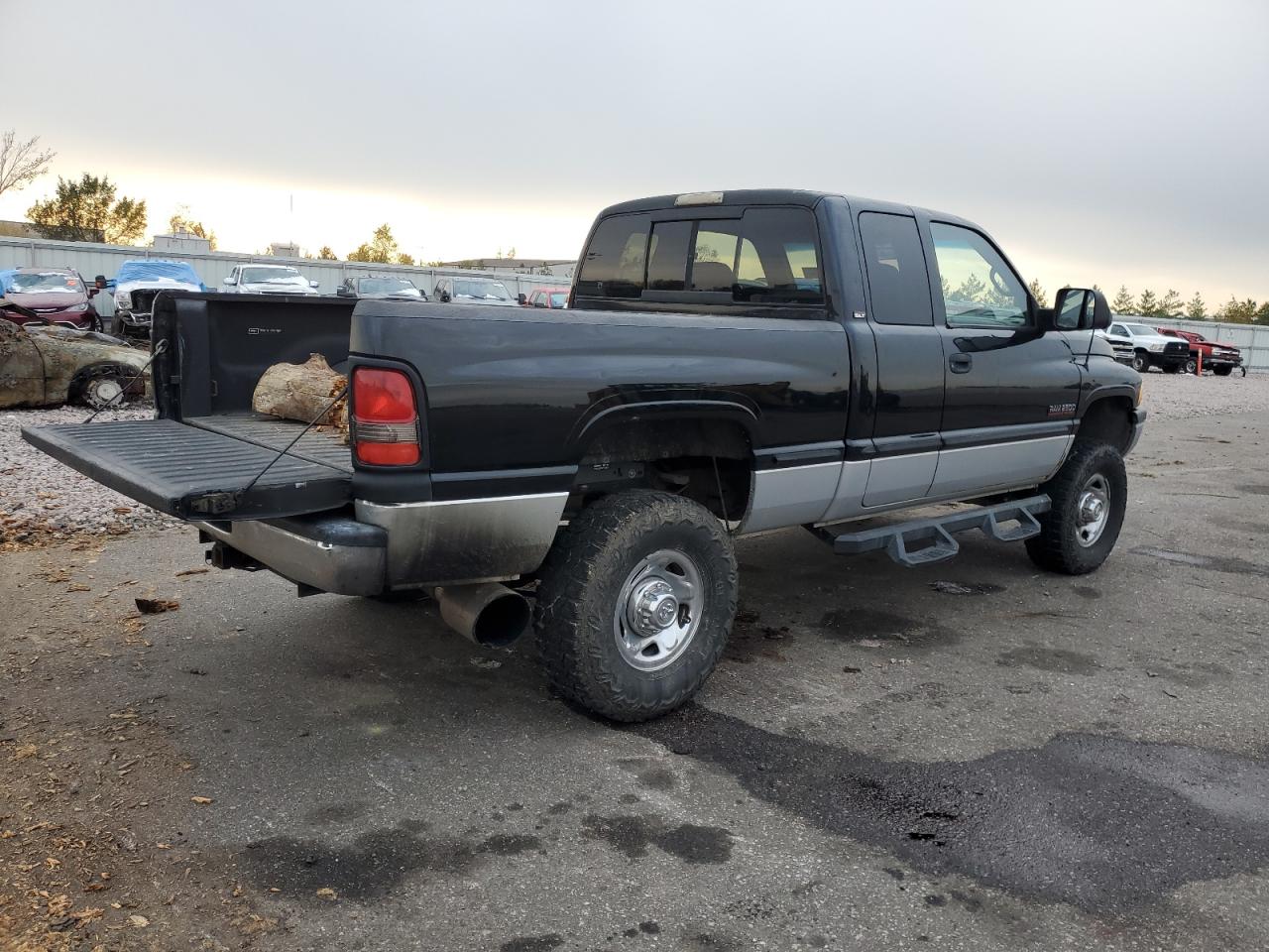 Lot #2974766222 1999 DODGE RAM 2500