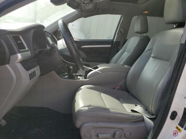 VIN 5TDJZRFH5HS428182 2017 Toyota Highlander, SE no.7