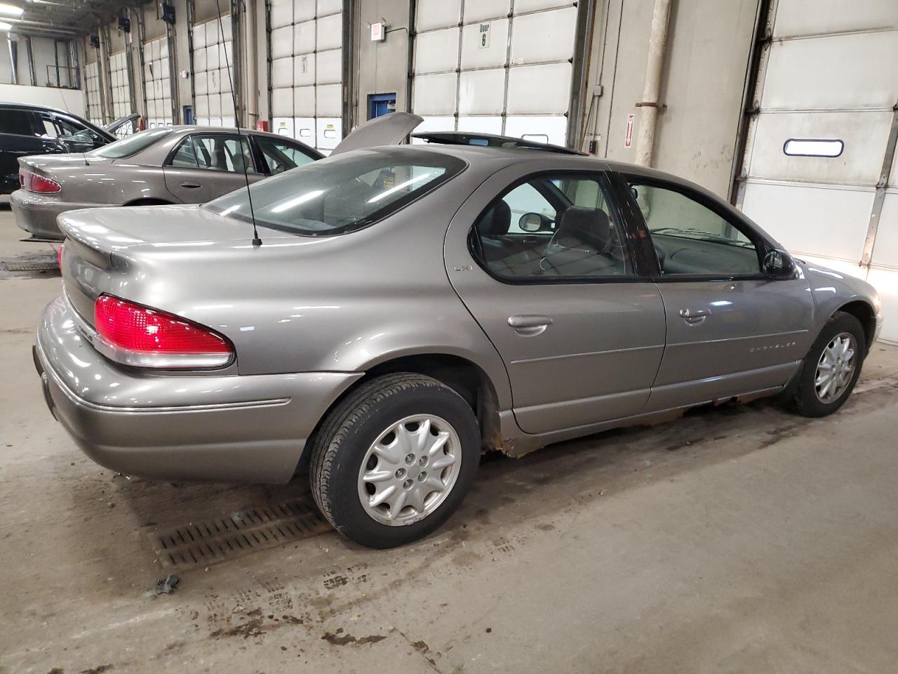 Lot #2974514426 1999 CHRYSLER CIRRUS LXI