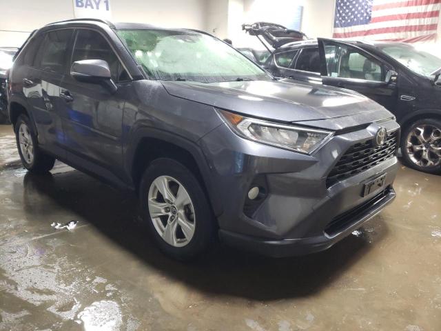 2019 TOYOTA RAV4 XLE - JTMP1RFV7KD502986