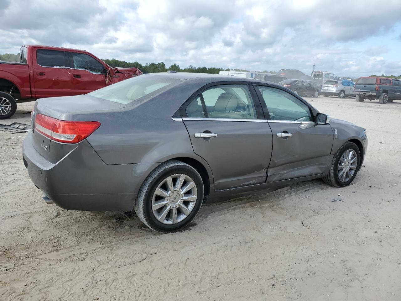 Lot #2991732039 2011 LINCOLN MKZ