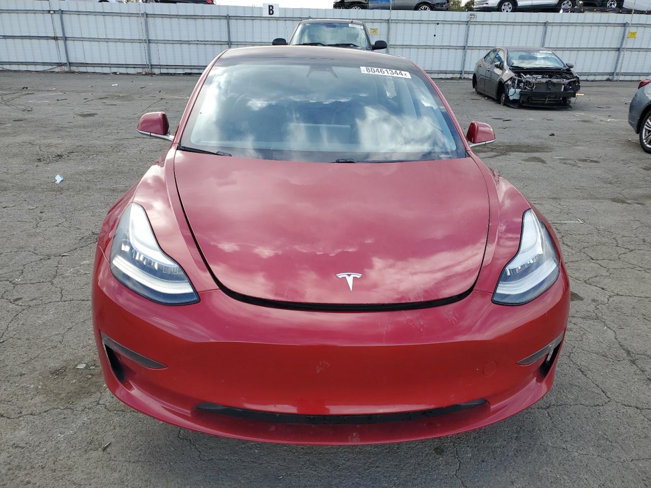 Lot #2994143411 2018 TESLA MODEL 3