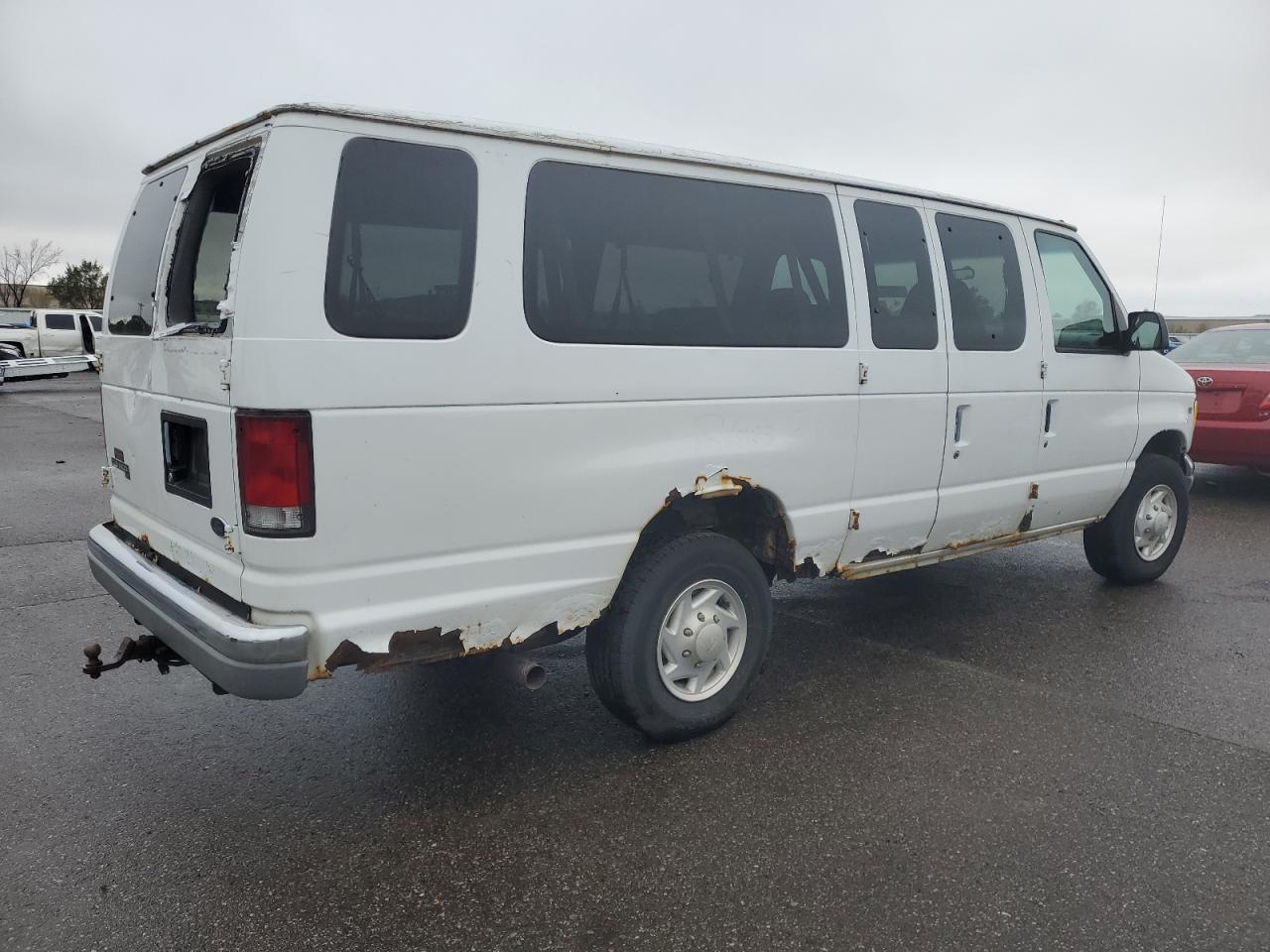 Lot #2952660178 1998 FORD ECONOLINE