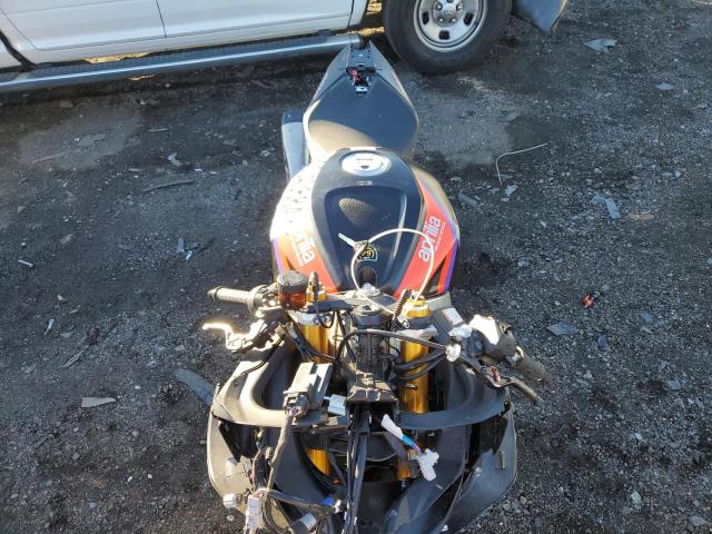 2023 APRILIA RSV4 FACTO ZD4KYUB0XPS000757