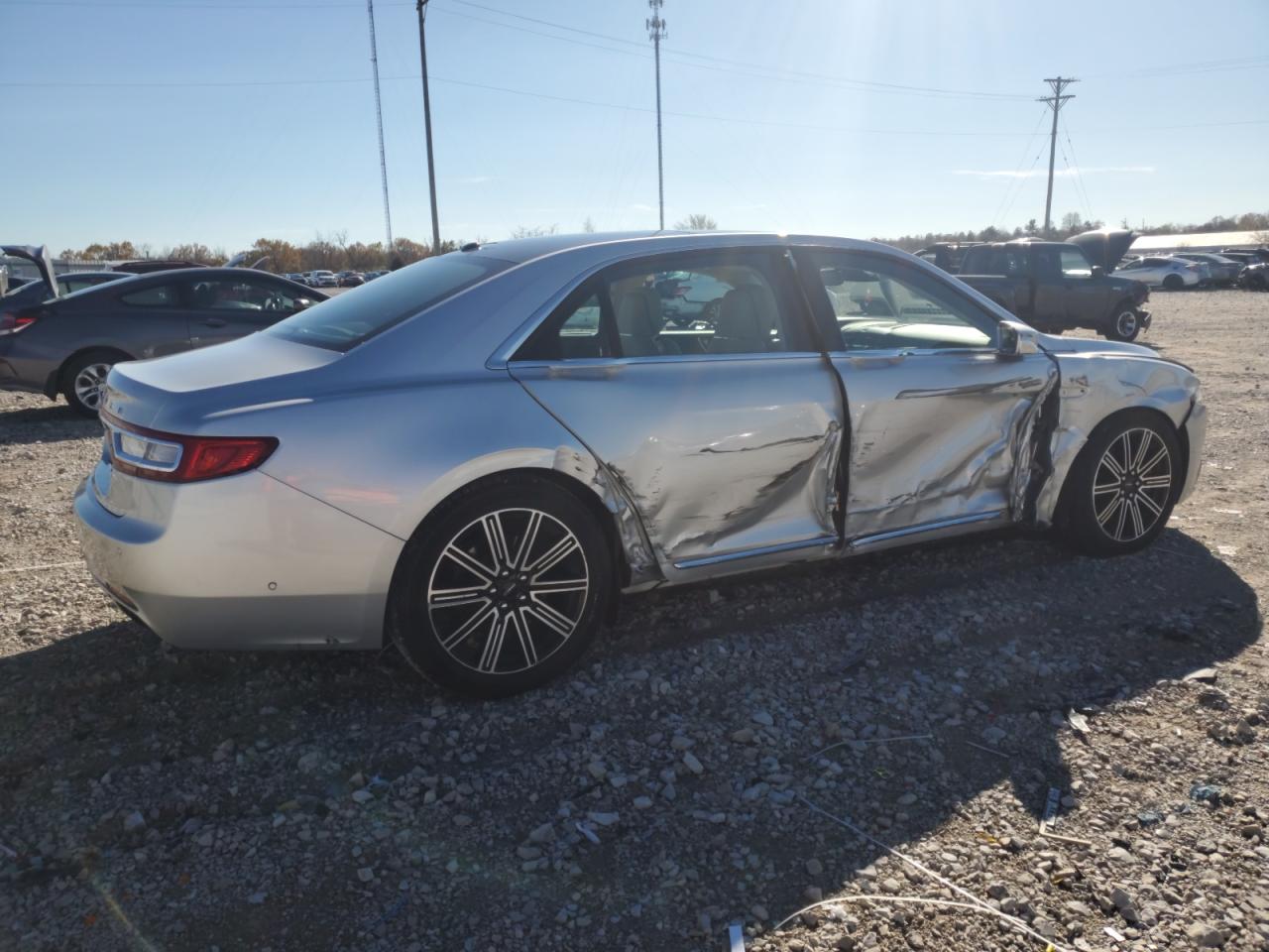 Lot #3029635079 2017 LINCOLN CONTINENTA