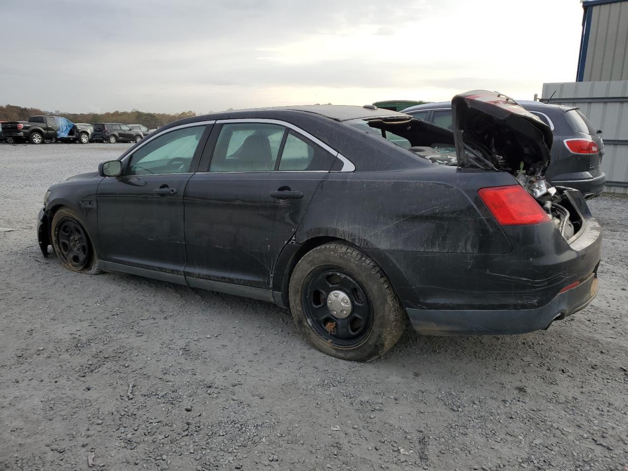 Lot #3033157171 2015 FORD TAURUS POL