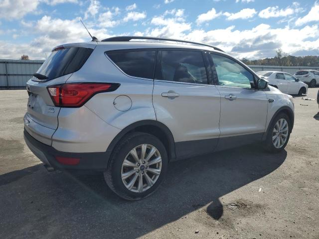 Vin: 1fmcu0hd2kub46156, lot: 79759974, ford escape sel 20193