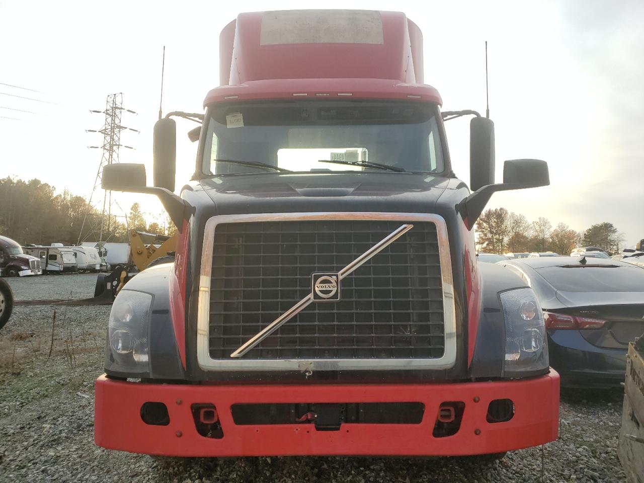 Lot #2993994302 2016 VOLVO VN VNL