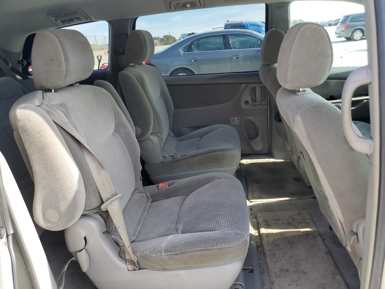 Lot #3033125988 2006 TOYOTA SIENNA CE